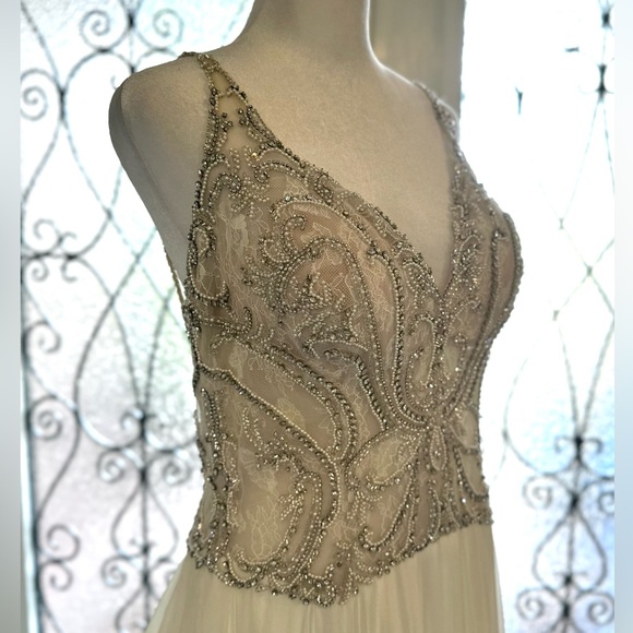 Customized Martina Liana 938 Boho Ivory Silk And Lace Wedding Dress Size 12 US - Picture 11 of 16
